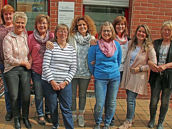 Gruppenbild des Teams Alten- und Pflegehilfe